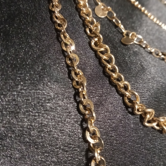 Gold tone long layered necklace 36 inches long. - Picture 11 of 14